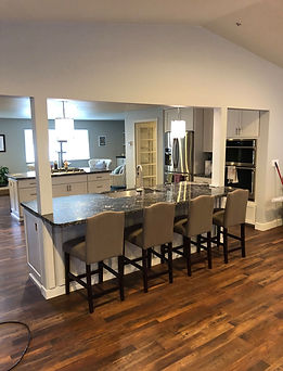 Custom cabinetry and granite in a King Bee kitchen remodel
